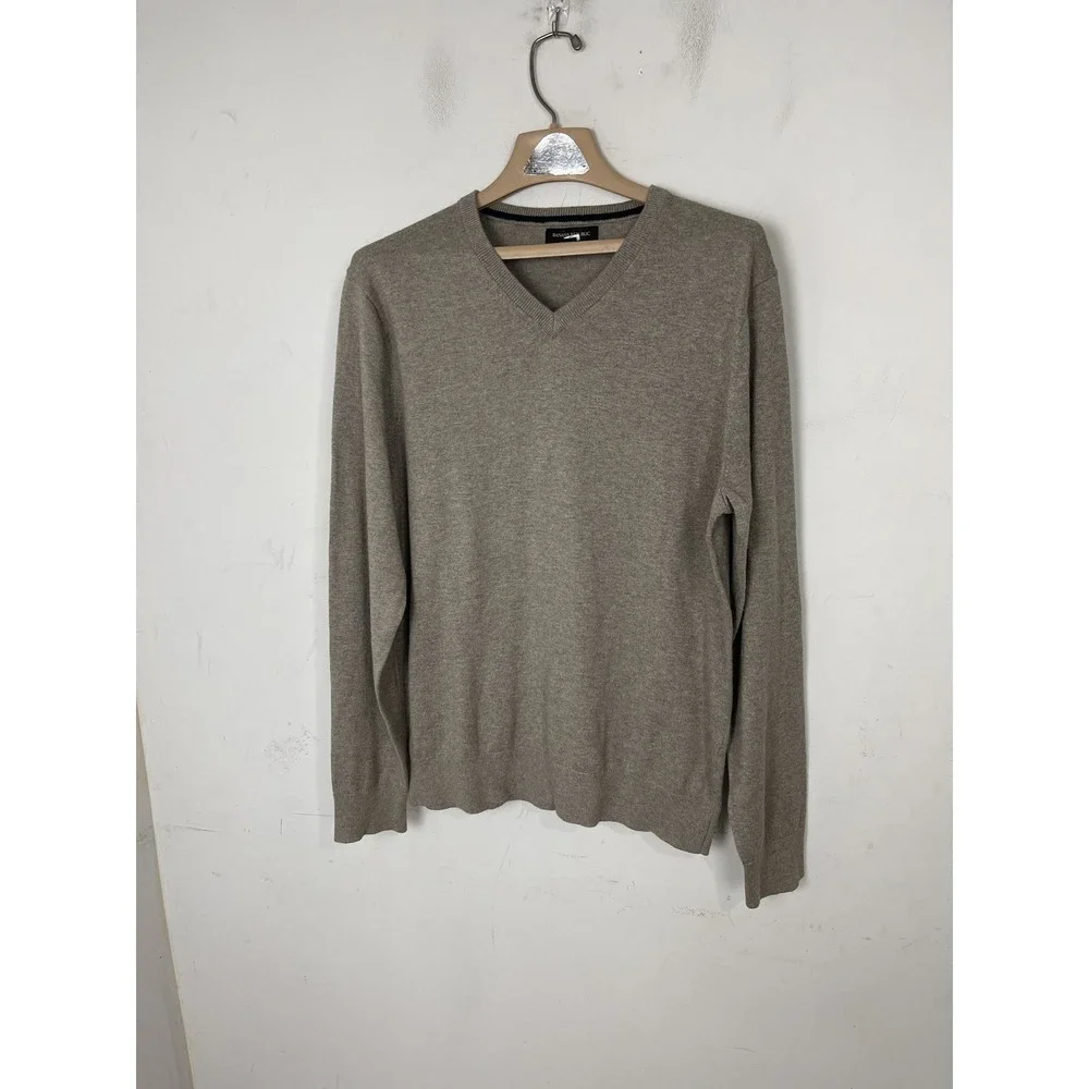Banana Republic Men's M V-Neck Sweater Premium Luxe Yarn Cotton Silk Blend Tan